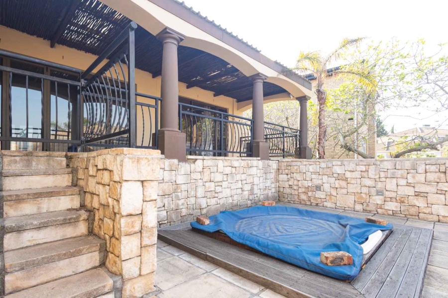 To Let 4 Bedroom Property for Rent in Ridgeworth Western Cape